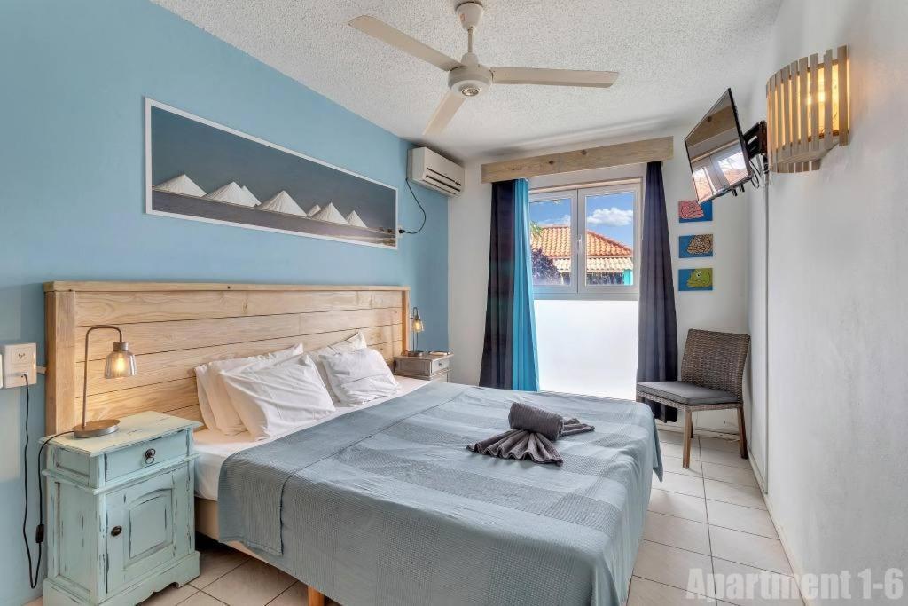 Bonaire Oceanfront Apartments Kralendijk Kültér fotó